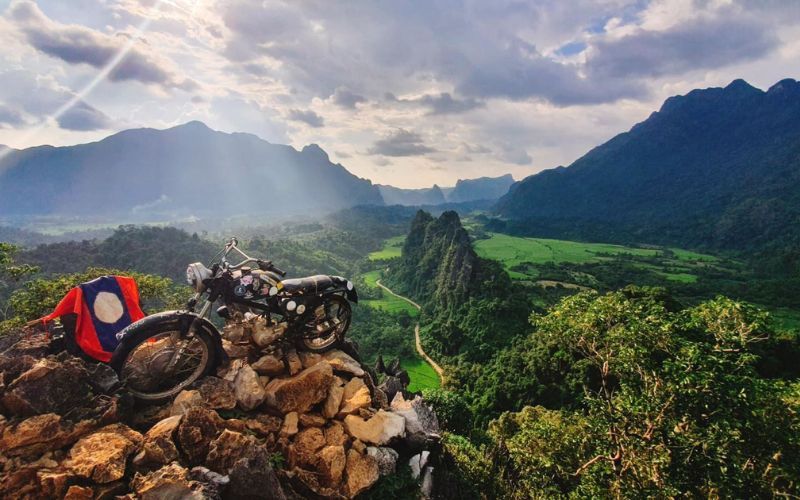 Chuẩn bị gì khi đi phượt Lào bằng xe máy
