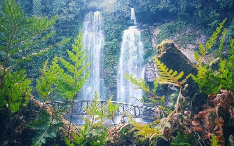 Vì sao nên khám phá thác nước Hà Giang?